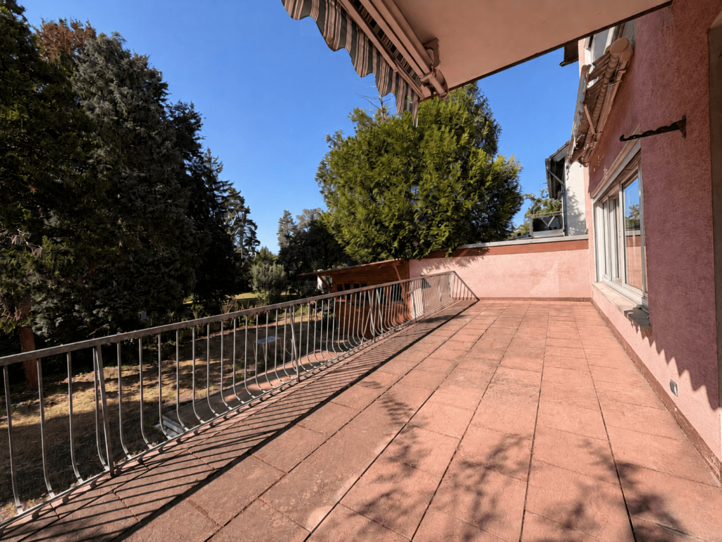 Großzügige Terrasse